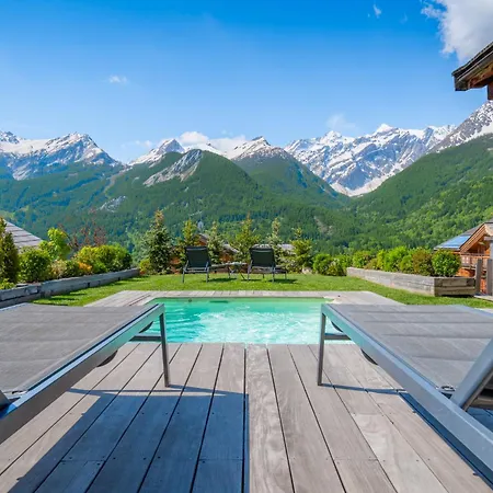 Luxe Piscine Et 18 Personnes Serrechevalierholidays *