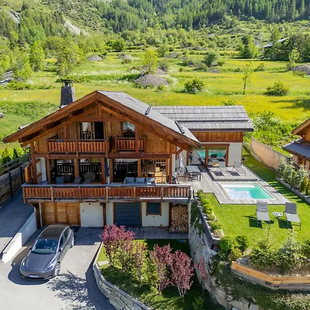 Luxe Piscine Et 18 Personnes Serrechevalierholidays Holiday home